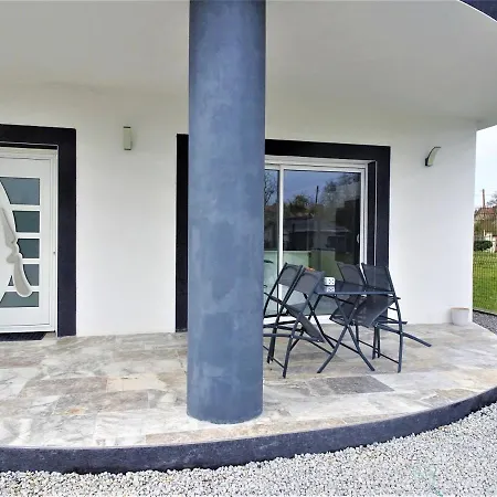 Дом отдыха Maison Sapiac - 4pers - 2 - 3 Lits - Clim Reversible - Terrasse Ombragee Et Grand Jardin - Piscine Saison Estivale Монтобан