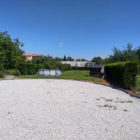 Ferienhaus Maison Sapiac - 4pers - 2 - 3 Lits - Clim Reversible - Terrasse Ombragee Et Grand Jardin - Piscine Saison Estivale *